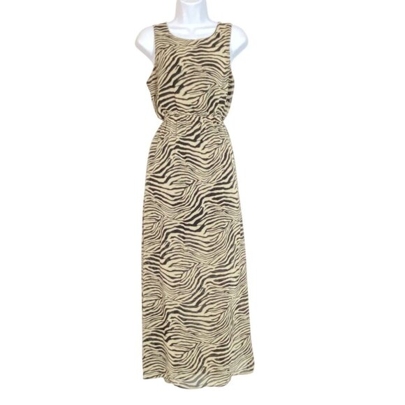 Forever 21 Medium Tiger Stripe Sheer Maxi Dress With Cutout & Button Accents - Picture 2 of 10